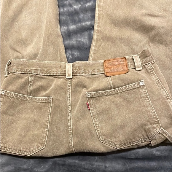 🌸Levi's Brown Jeans🌸 - Picture 7 of 9